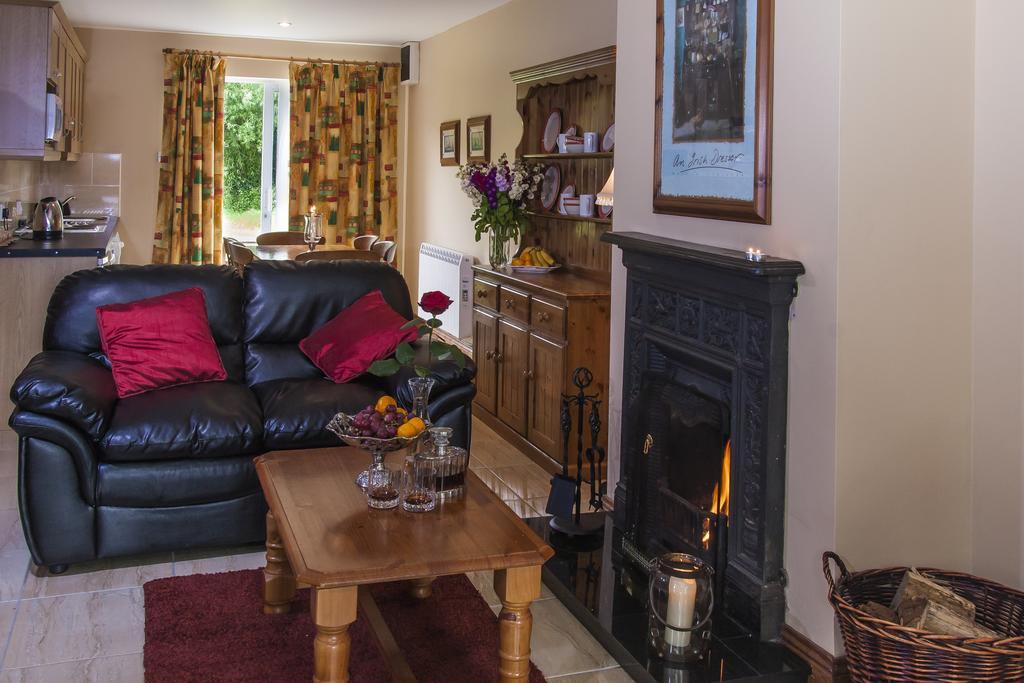 Old Killarney Cottages Extérieur photo