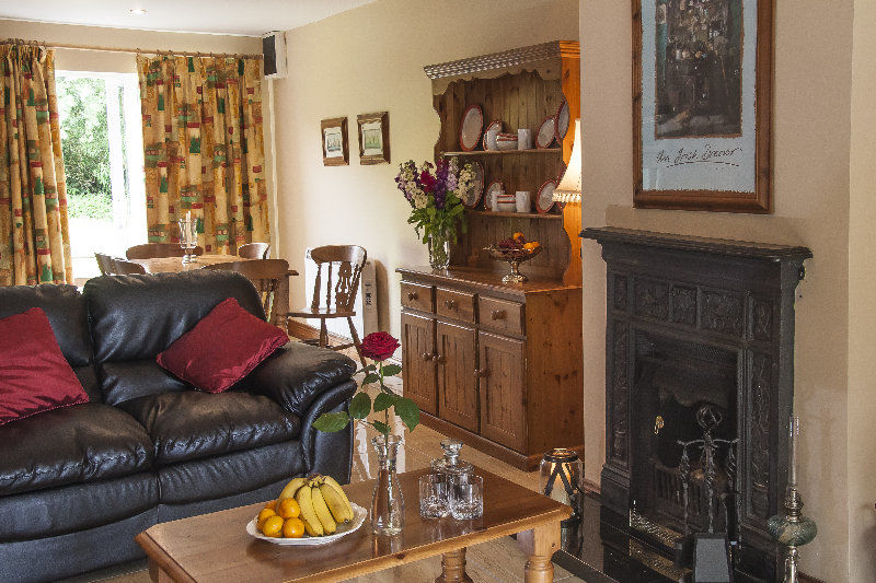 Old Killarney Cottages Extérieur photo