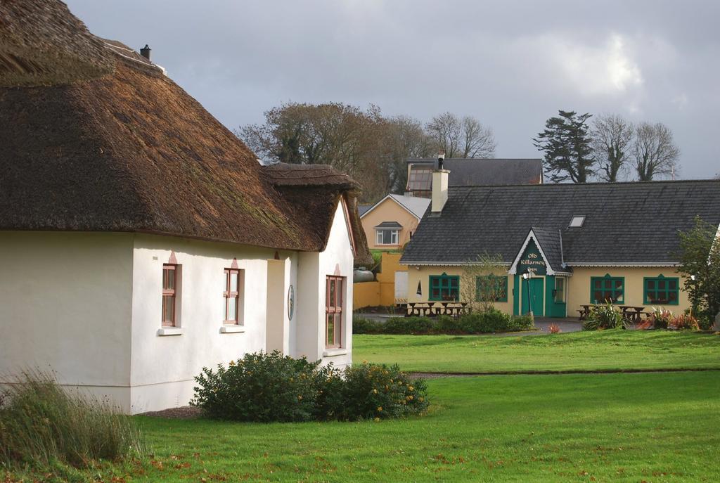 Old Killarney Cottages Extérieur photo